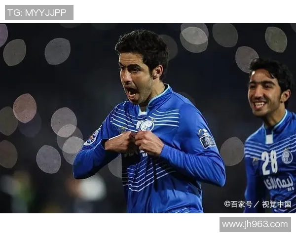 艾杜哈尼与德黑兰独立的激烈对决揭示了足球战术与团队精神的较量